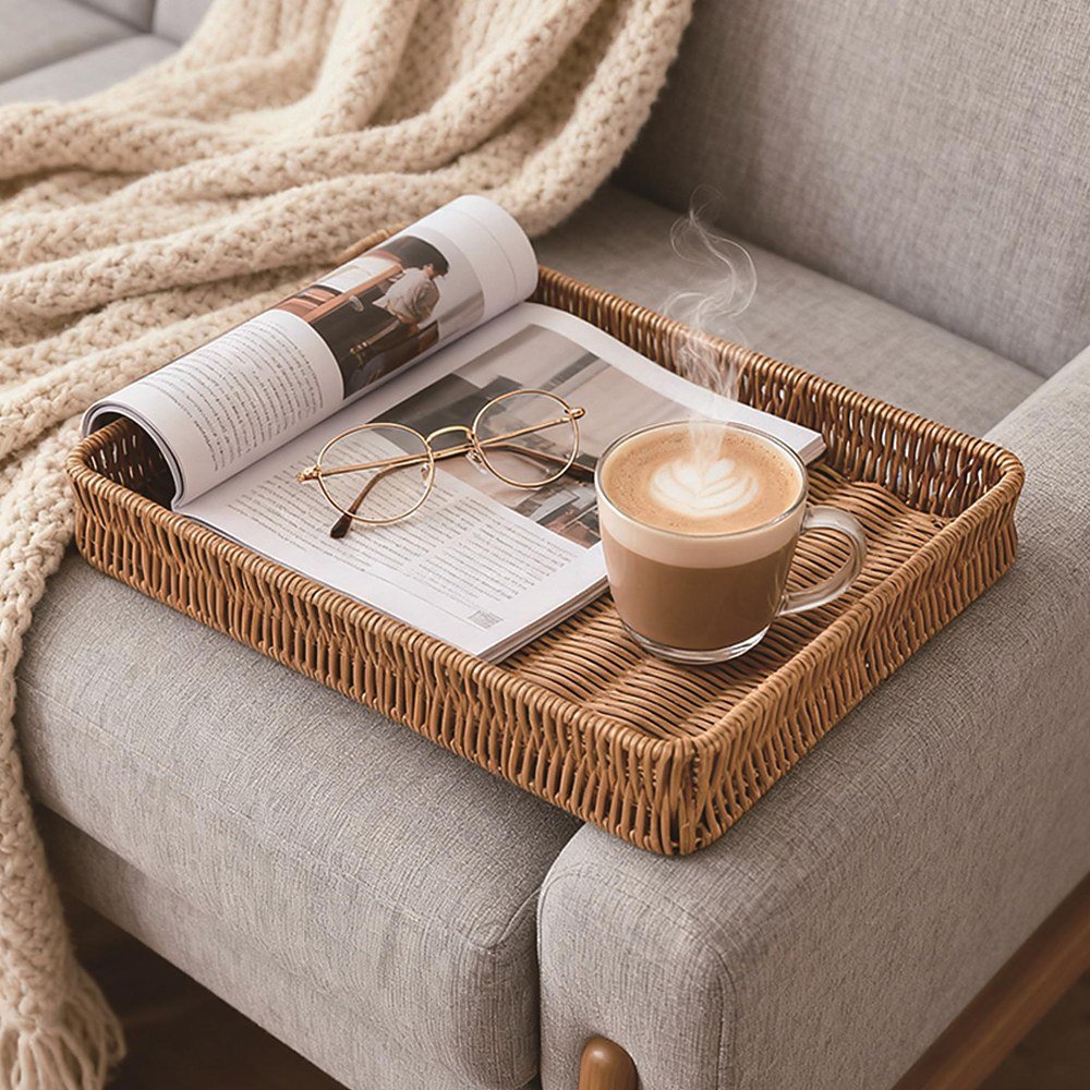 Woven serving trays