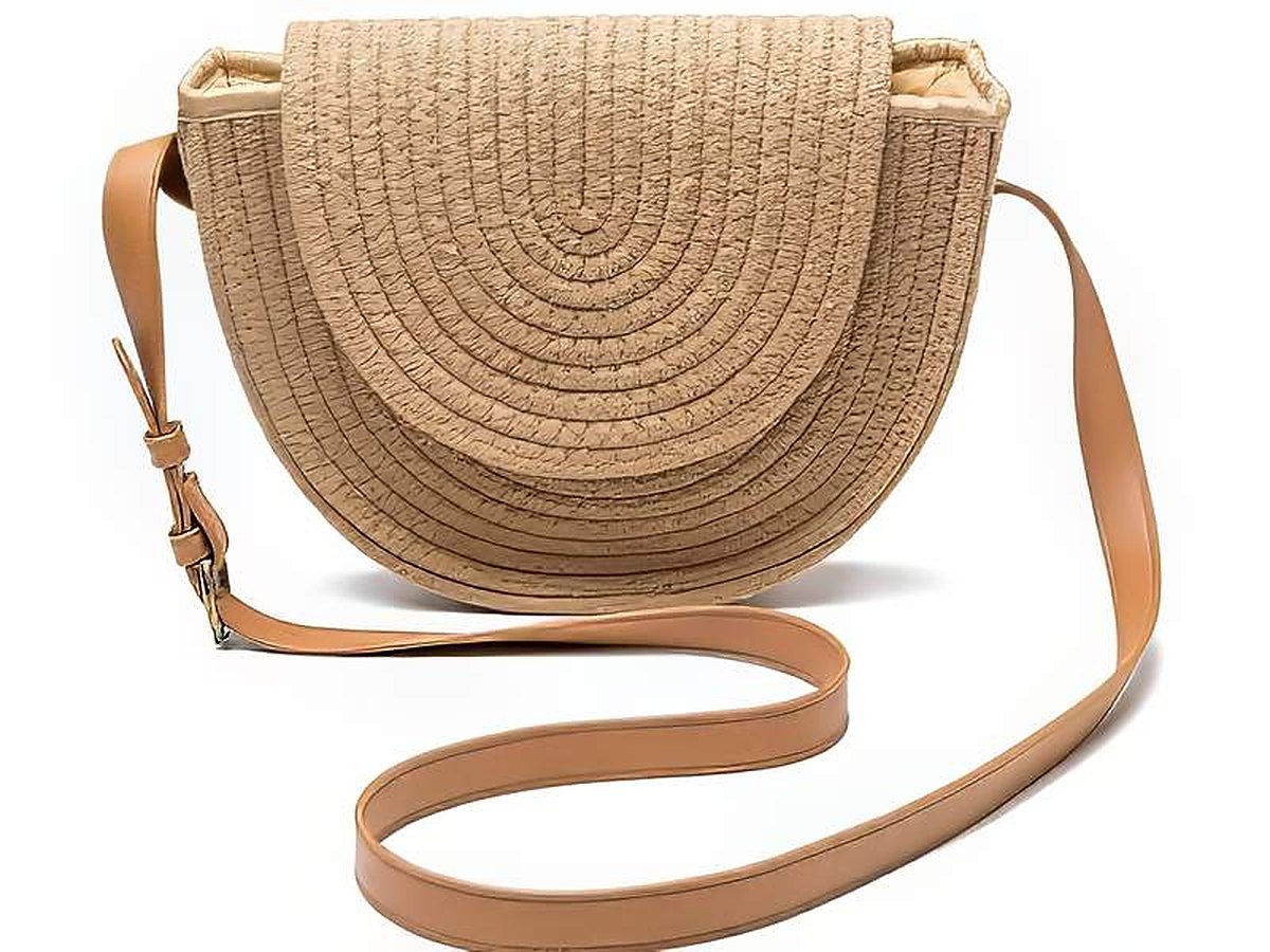 Straw clutch